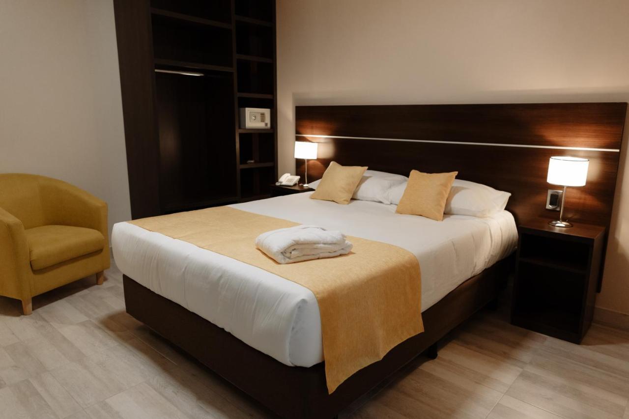 Hotel Batista Посадас Экстерьер фото